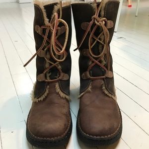 Born fur lined boots EXCELLENT CONDITION